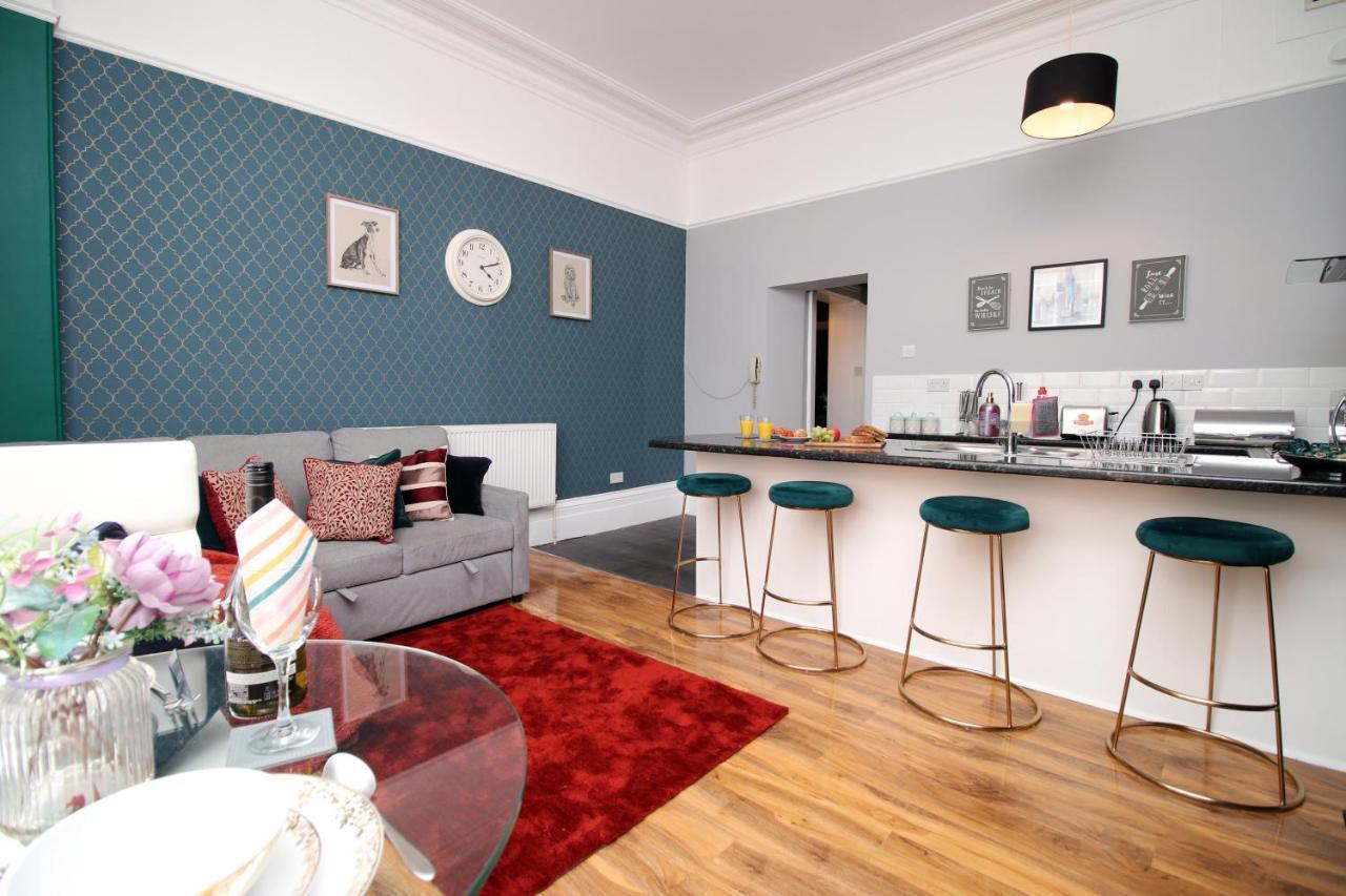 Апартаменты Sleek And Stylish 2 Bed In Clifton - Garden Бристоль Экстерьер фото
