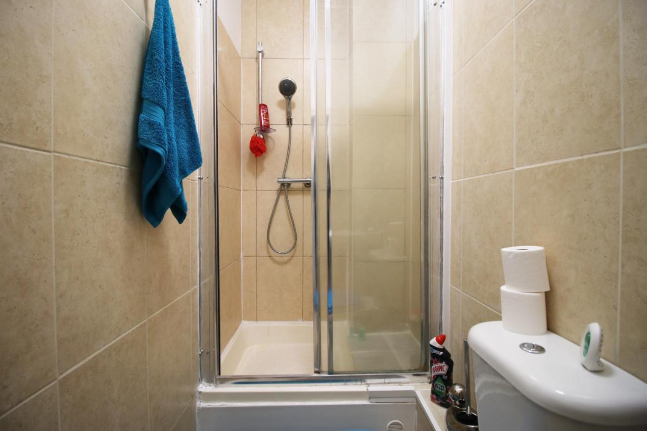 Апартаменты Sleek And Stylish 2 Bed In Clifton - Garden Бристоль Экстерьер фото