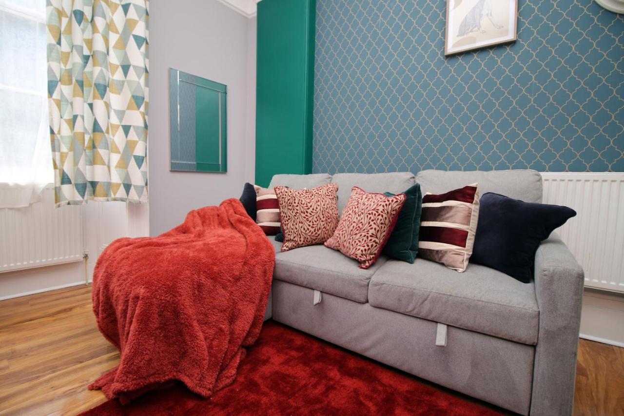 Апартаменты Sleek And Stylish 2 Bed In Clifton - Garden Бристоль Экстерьер фото